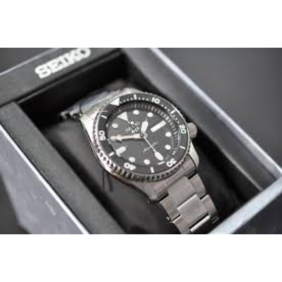 SEIKO "5 SPORTS" HPH ST-ST AUTOMATIC DAY-DATE ZWART - 10067475