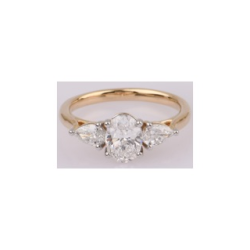 MORI 14k BICOLOR 3 STEENS RIJRING MET LG DIAMANTEN TOTAAL1,5ct - 10069205 MORI 14k BICOLOR 3 STEENS RIJRING MET LG DIAMANTEN TOTAAL1,5ct - 10069205